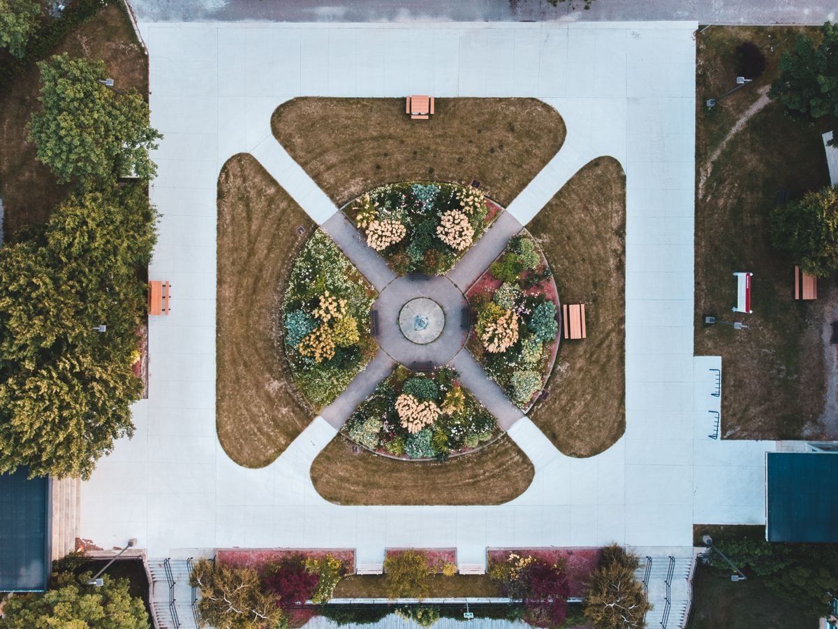 Kružni tok — tematsko hortikulturno uređenje
